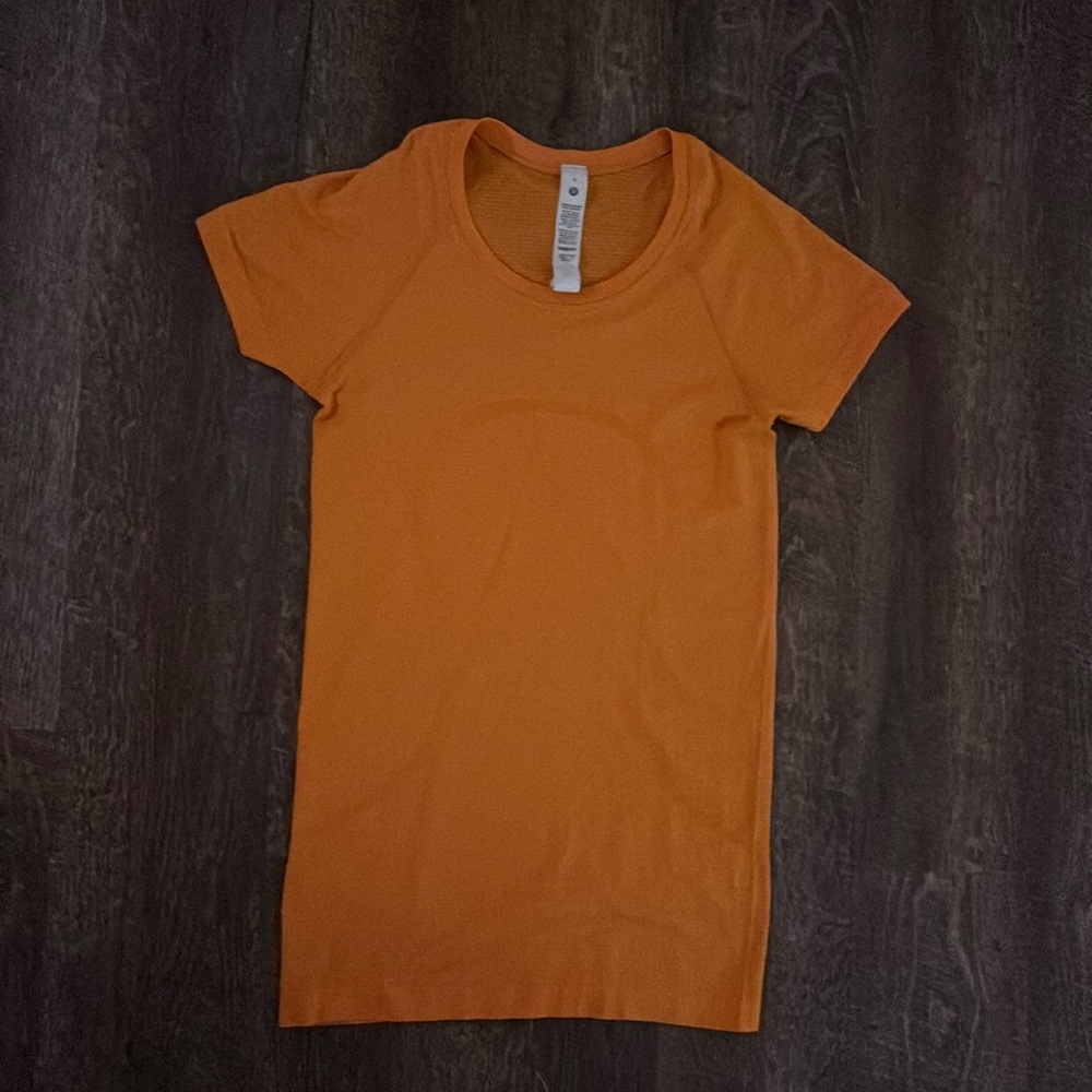 Lululemon swiftly tech